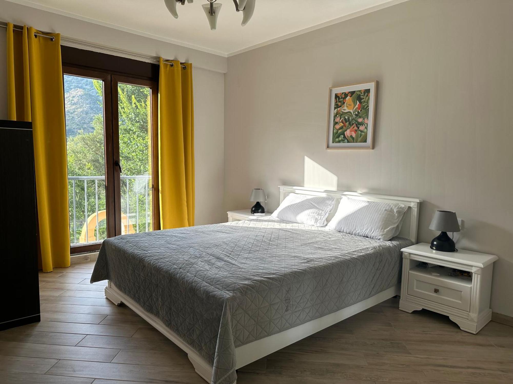 Villa Risan Apartments Esterno foto